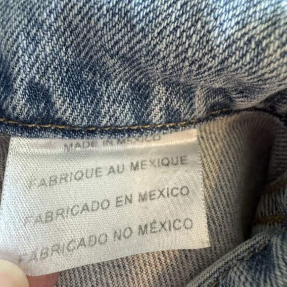 Levi's Men's Denim Trucker Vest Blue Cotton Sleeveless Jean Jacket Western Work - Picture 13 of 15